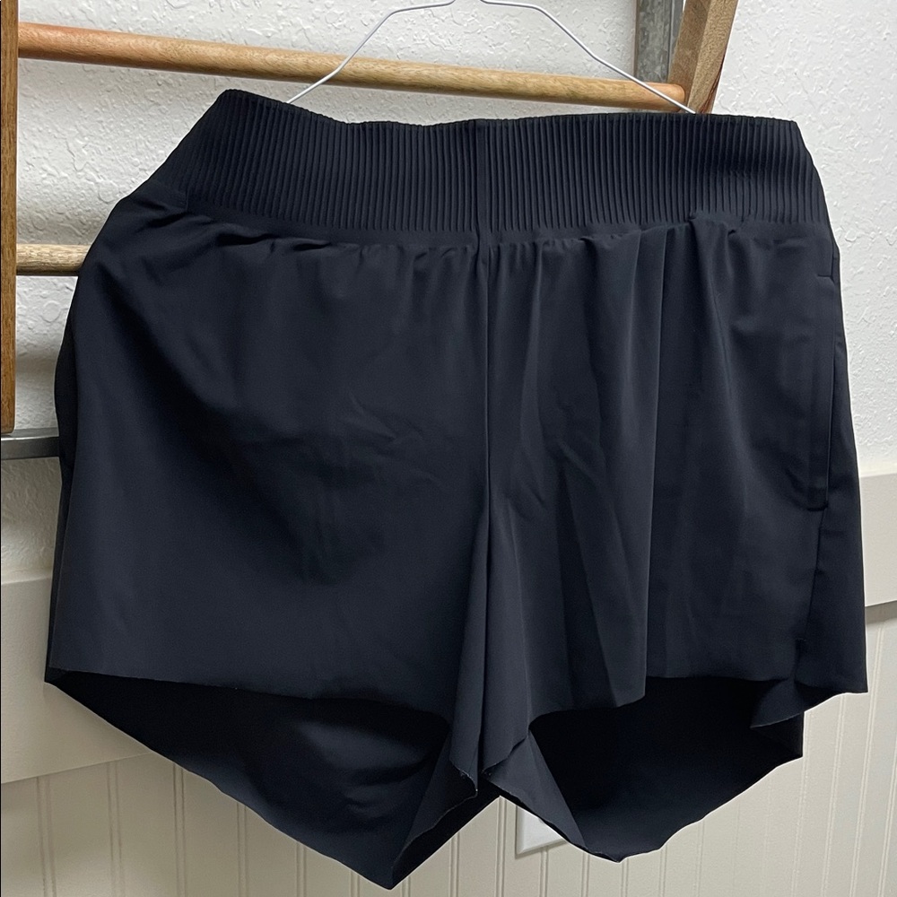 Athleta Women's Black Athletic Shorts